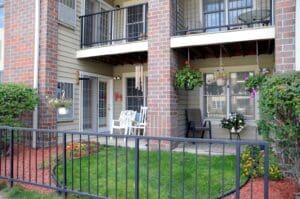 Image Gallery | Independent Living Residence Patio